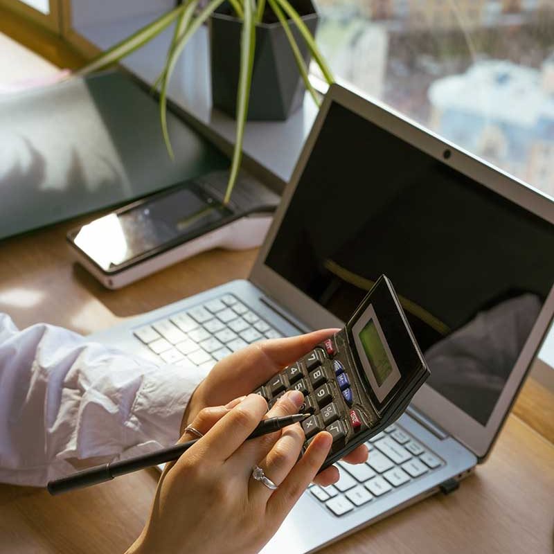 pexels-mikhail-nilov-8296991